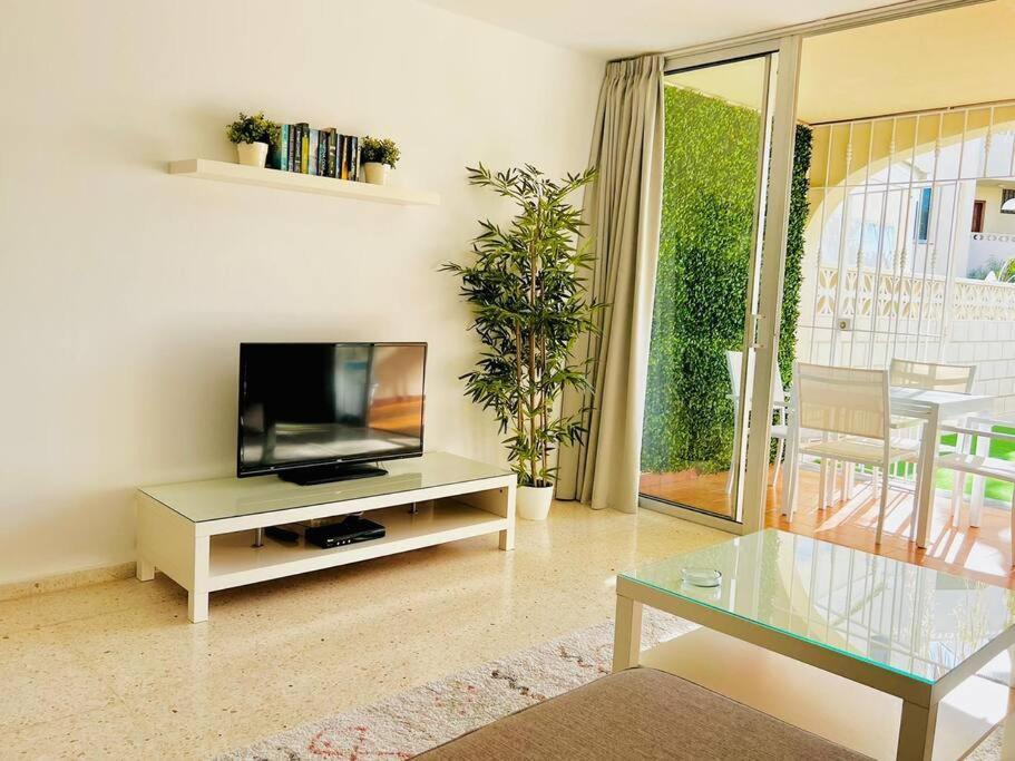 Apartamento Serene 1-br Retreat,private Garden, Callao Salvaje
